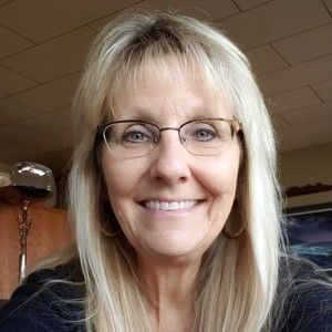 Meet your Posher, Joann